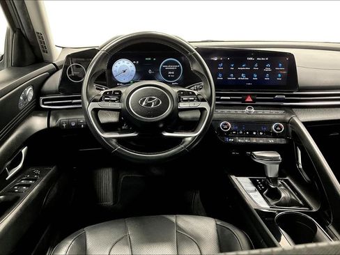 Certified 2022 Hyundai Elantra Limited image 7