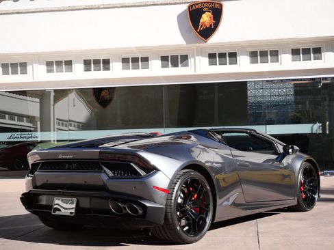 Used 2017 Lamborghini Huracan LP 580-2 image 15