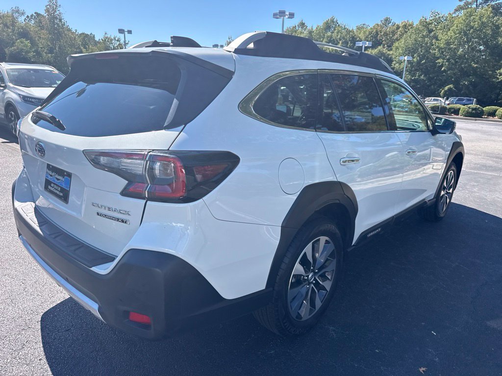 Used 2025 Subaru Outback Touring XT AWD/4WD image 3