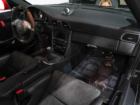 Used 2010 Porsche 911 GT3 RS image 14