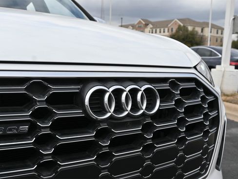 Used 2022 Audi SQ5 Premium Plus w/ Premium Plus Package image 25