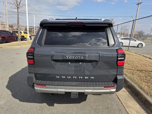 Used 2025 Toyota 4Runner Limited image 5