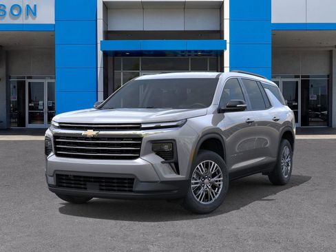 New 2026 Chevrolet Traverse LT image 6