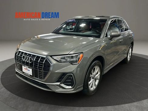 Used 2021 Audi Q3 2.0T Premium w/ Convenience Package AWD/4WD image 1