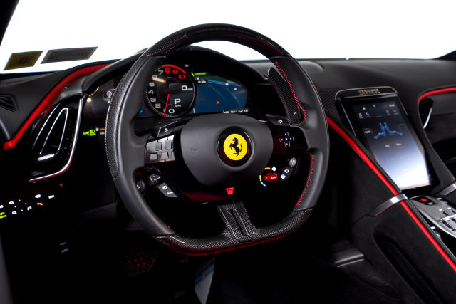 Certified 2025 Ferrari Roma Spider RWD image 35