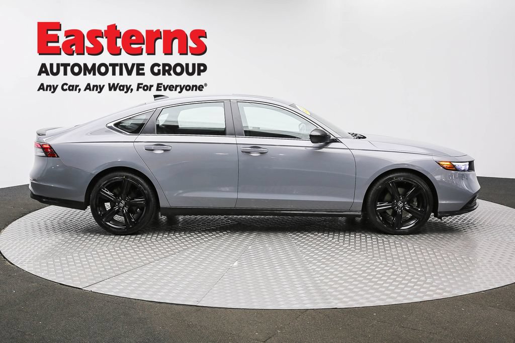 Used 2023 Honda Accord Sport image 5
