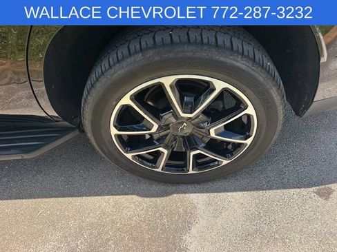 Used 2023 Chevrolet Tahoe RST AWD/4WD image 10