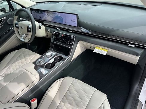 New 2026 Genesis GV80 3.5T e-SC image 18