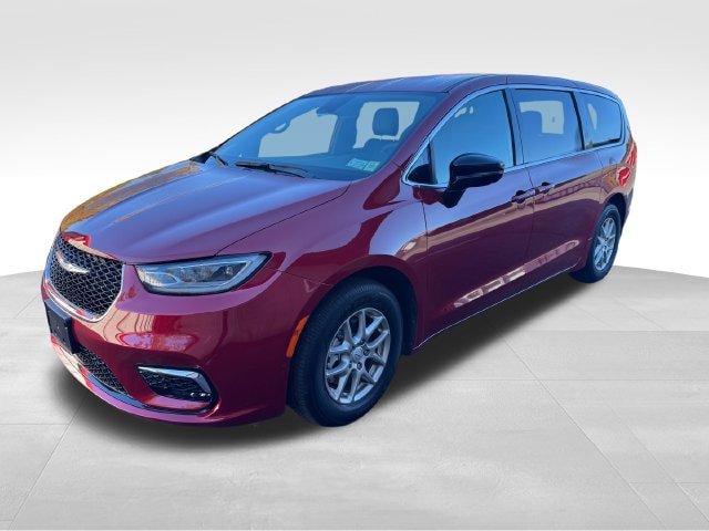 New 2026 Chrysler Pacifica Select FWD image 2