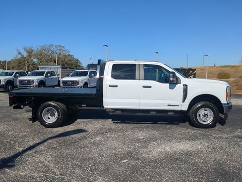 New 2026 Ford F350 XL w/ XL Chrome Package image 4