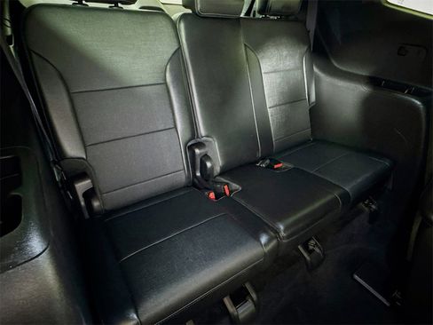 Certified 2025 Buick Enclave Preferred image 26