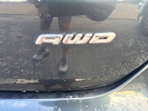 Used 2023 Ford Edge SE AWD/4WD image 7