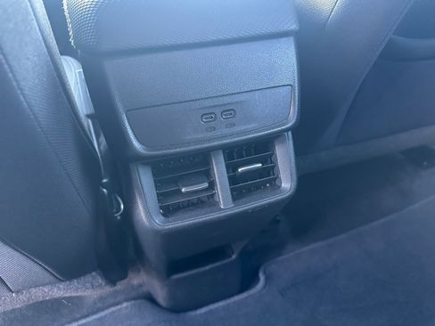 Used 2025 Chevrolet Equinox LT image 23