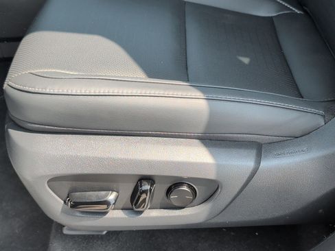 Certified 2026 Lexus TX 350 FWD w/ Convenience Package image 10