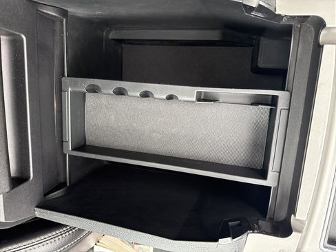 Used 2021 Ford F350 Lariat image 22