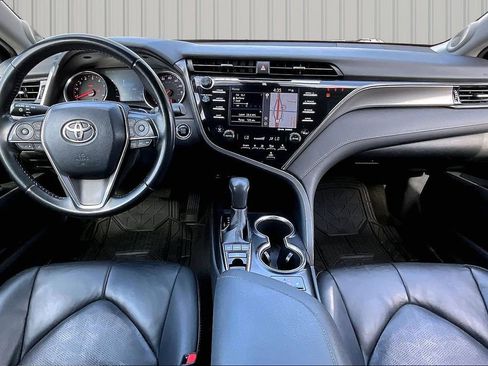 Used 2019 Toyota Camry XSE w/ Driver Assist Package FWD image 6