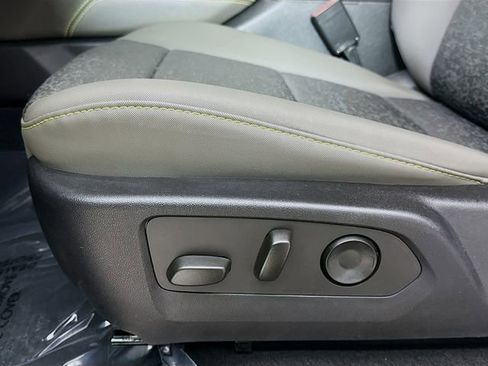 Used 2024 Chevrolet Colorado ZR2 AWD/4WD image 21