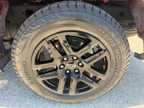 Certified 2024 Chevrolet Silverado 1500 RST w/ Convenience Package II AWD/4WD image 35