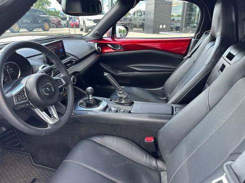 Certified 2022 MAZDA MX-5 Miata Grand Touring RWD image 18