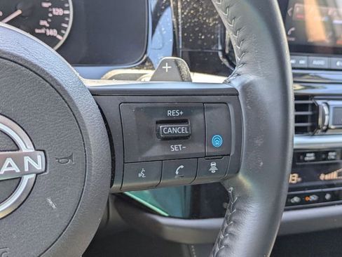 Used 2025 Nissan Pathfinder SV AWD/4WD image 16
