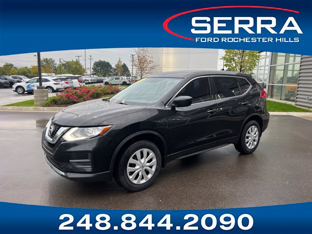 Used 2017 Nissan Rogue S AWD/4WD image 1