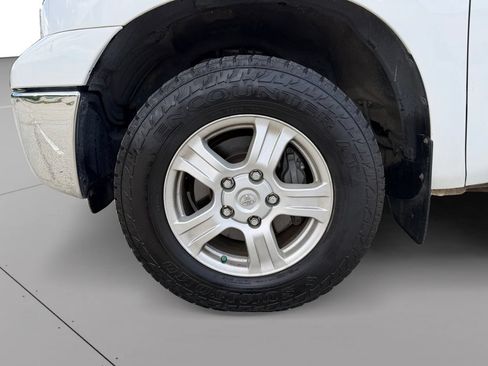 Used 2010 Toyota Tundra 4x4 Double Cab image 23