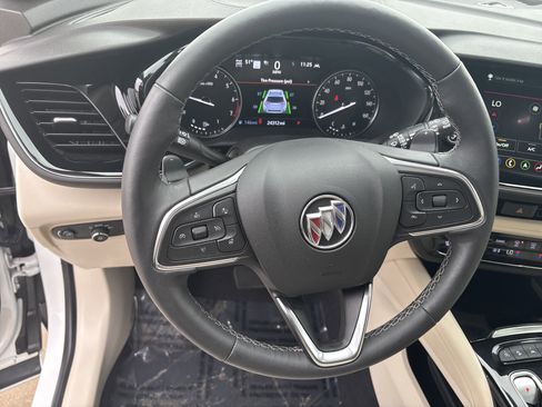 Used 2023 Buick Envision Avenir image 20