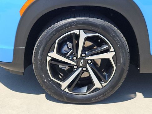 Used 2023 Chevrolet TrailBlazer RS w/ Convenience Package FWD image 32