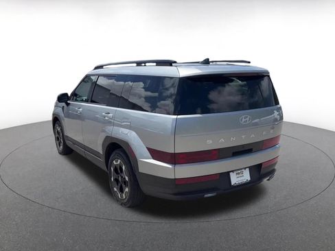 Used 2026 Hyundai Santa Fe SEL FWD image 10