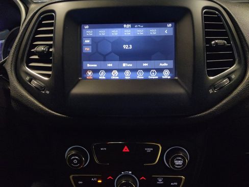 Used 2019 Jeep Compass Sport FWD image 25