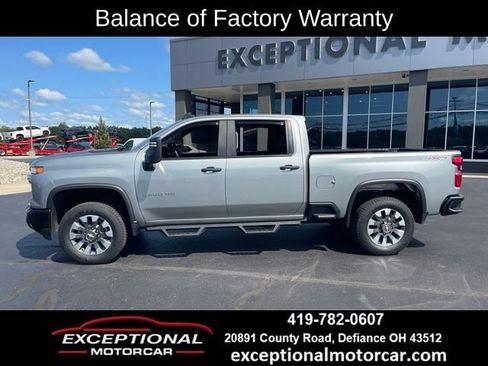 Used 2024 Chevrolet Silverado 2500 Custom w/ Custom Convenience Package AWD/4WD image 2