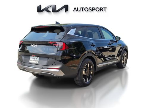 New 2026 Kia Sportage LX FWD image 8