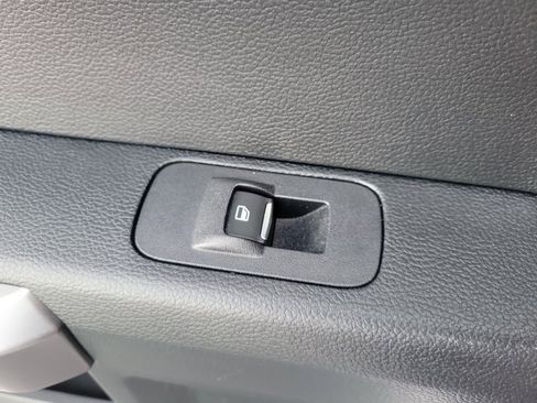 Used 2019 Ford F150 XLT w/ Equipment Group 302A Luxury image 17