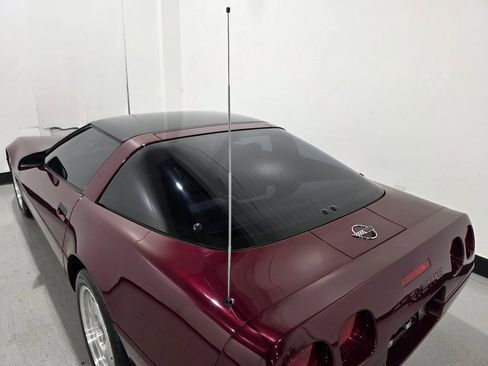 Used 1993 Chevrolet Corvette Coupe image 26