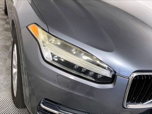 Used 2016 Volvo XC90 T6 Momentum w/ Momentum Plus Package AWD/4WD image 27