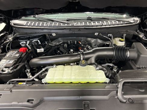 New 2026 Lincoln Navigator Reserve AWD/4WD image 37
