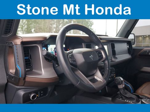 Used 2023 Ford Bronco Outer Banks image 16