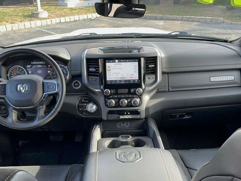 Used 2024 RAM 1500 Laramie image 12
