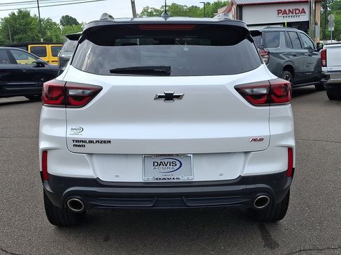 Used 2025 Chevrolet TrailBlazer RS w/ Convenience Package AWD/4WD image 5