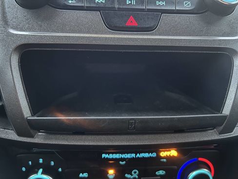 Used 2019 Ford Transit Connect XL image 14