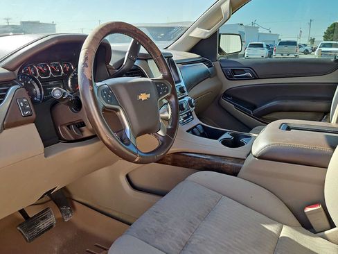 Used 2018 Chevrolet Tahoe LS w/ Enhanced Driver Alert Package RWD image 10