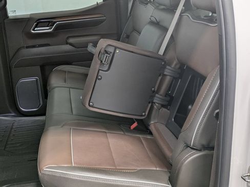 Used 2024 GMC Sierra 1500 Denali AWD/4WD image 36
