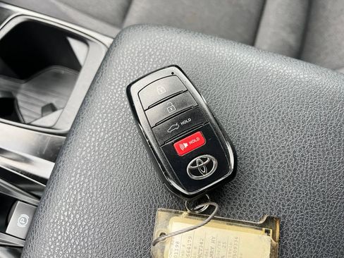 Used 2025 Toyota Camry LE image 22