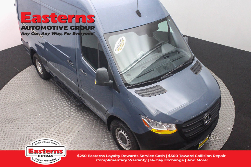 Used 2019 Mercedes-Benz Sprinter 144 image 4