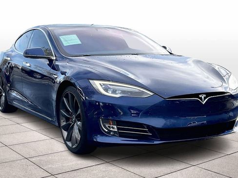 Used 2017 Tesla Model S 75 image 2