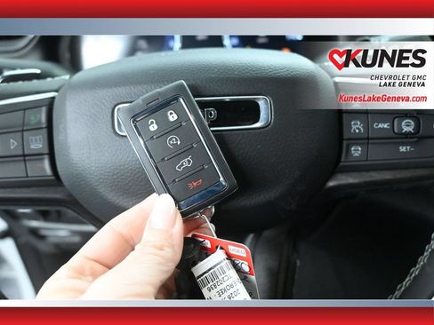 Used 2026 Jeep Grand Cherokee Altitude AWD/4WD image 32