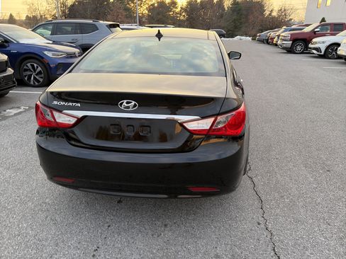 Used 2013 Hyundai Sonata Limited w/ Premium Pkg image 6