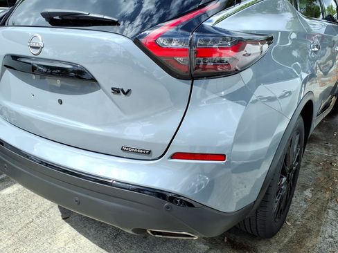 Used 2023 Nissan Murano SV w/ SV Midnight Edition Package image 12