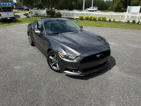 Used 2016 Ford Mustang Coupe w/ Equipment Group 051A image 39