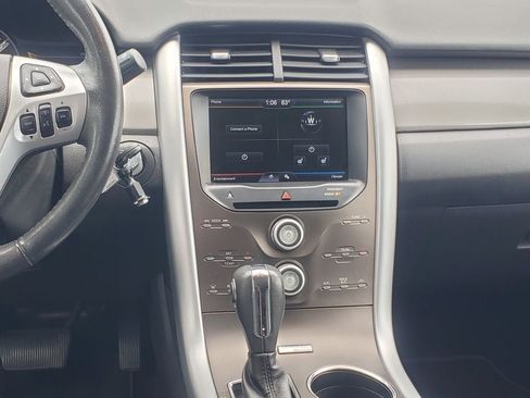 Used 2013 Ford Edge SEL FWD image 22